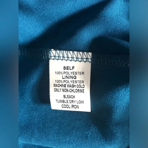 NWT Papermoon Annie Split Neck Blue Floral Blouse - Size L - Picture 4 of 4